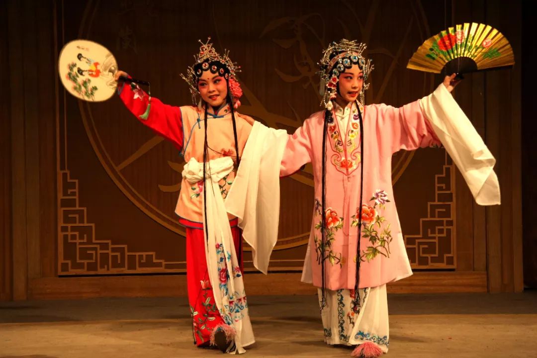 姥姥和外婆有什么区别呢,姥姥和外婆有啥区别呢