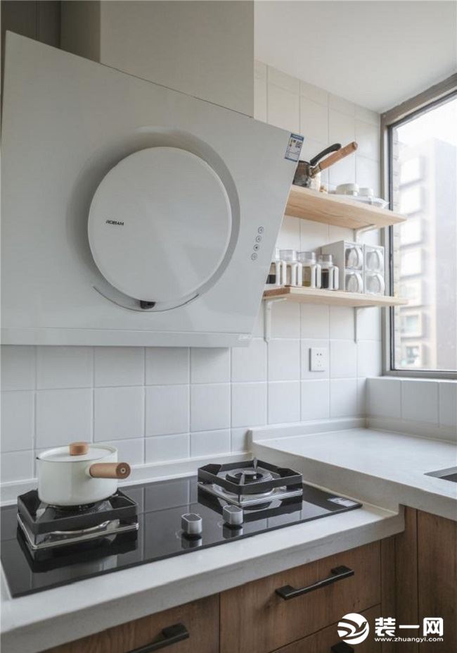 关于油烟机的介绍,有关油烟机清洗的文章