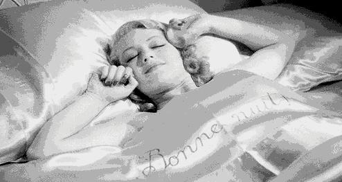 德国专利，最顶级的枕头！舒缓压力、四季通用～将科技与健康完美结合凝胶枕，躺着它真的很舒服