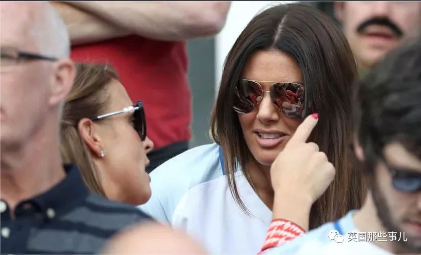 足坛年度大瓜开撕！鲁尼老婆私生活各种被卖，内鬼居然是自己好闺蜜