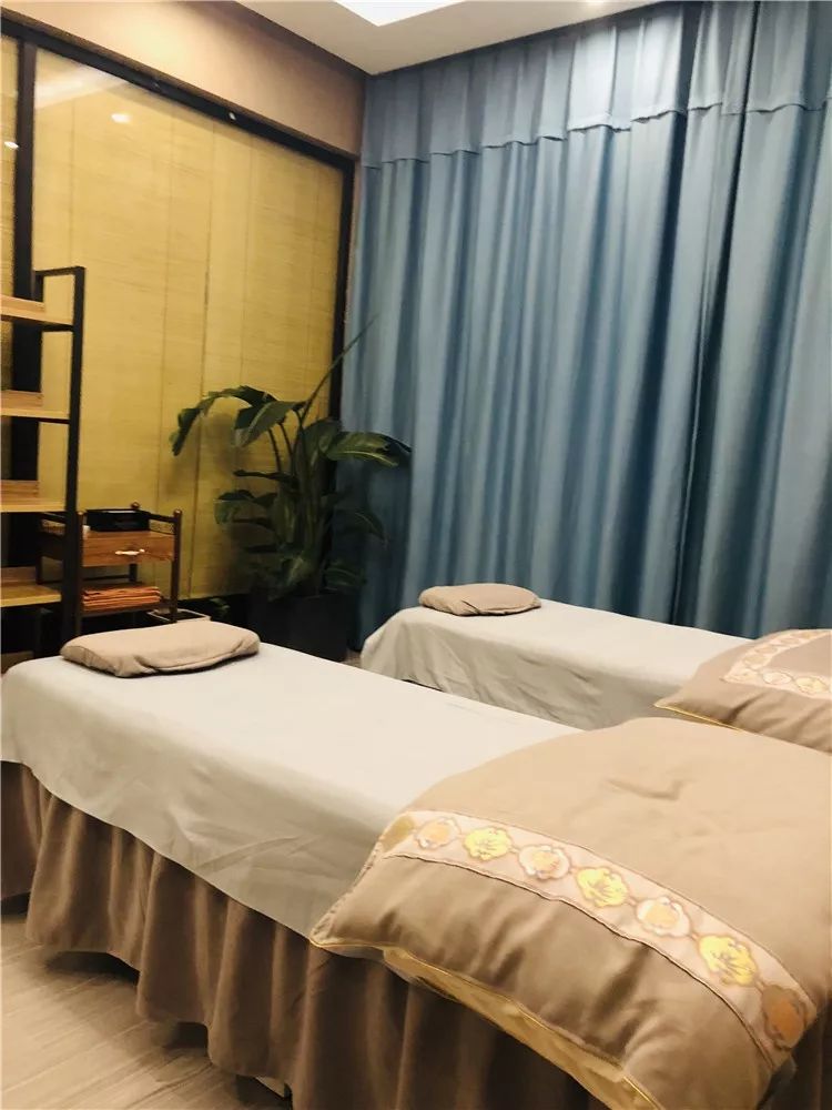 川渝采耳街头,川渝采耳