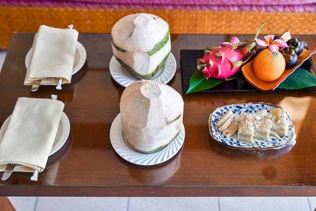 去三亚自由行美食攻略,三亚旅游美食攻略自由行路线推荐