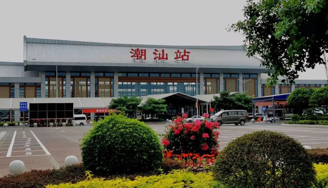 世界高铁发车,开往世界上最美风景的高铁