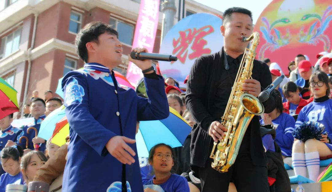 辉南篮球赛,最拉风的啦啦队