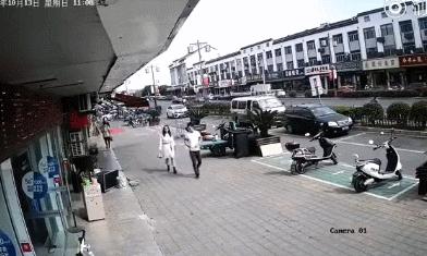 一个煤气罐爆炸威力有多大实验,一个煤气罐爆炸相当于多少手雷