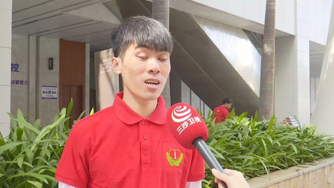 暖心！“光明影院”走进三亚把电影讲给他们听