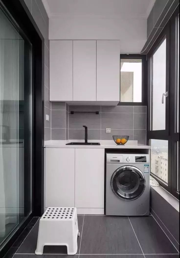 「素材」45款高级黑的「门框」案例分享！「334期」