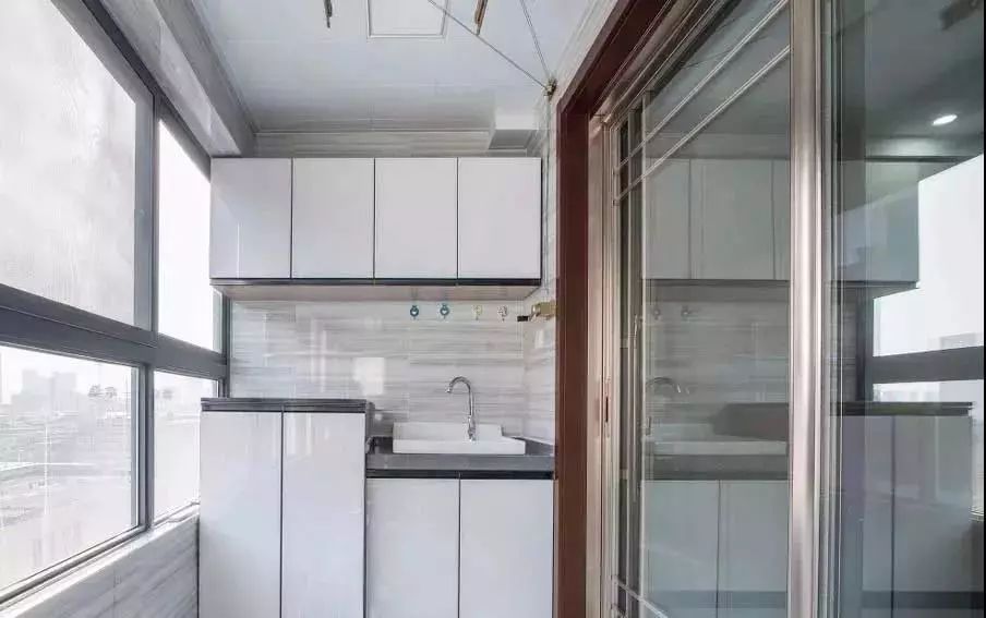 「素材」45款高级黑的「门框」案例分享！「334期」