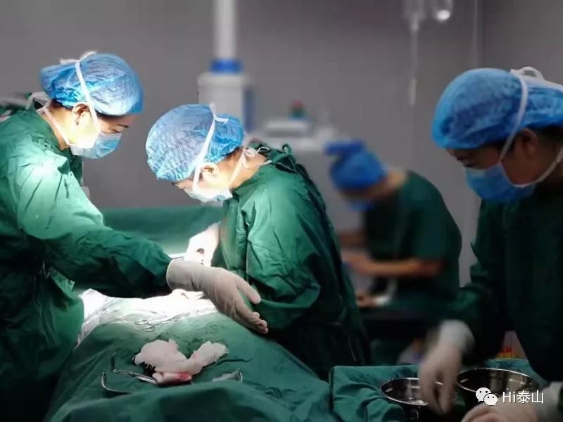 下港镇医院上演“生死时速”