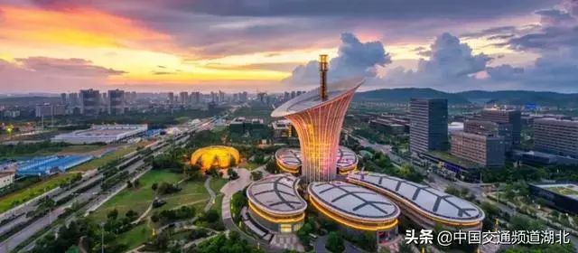 武汉公交车最新消息今天还运营吗,最近武汉公交车线路调整公告