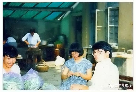 华政，往事并不如烟