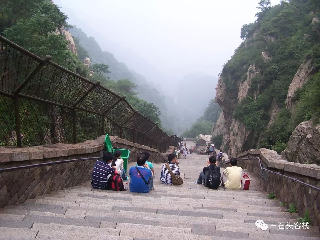 华政，往事并不如烟