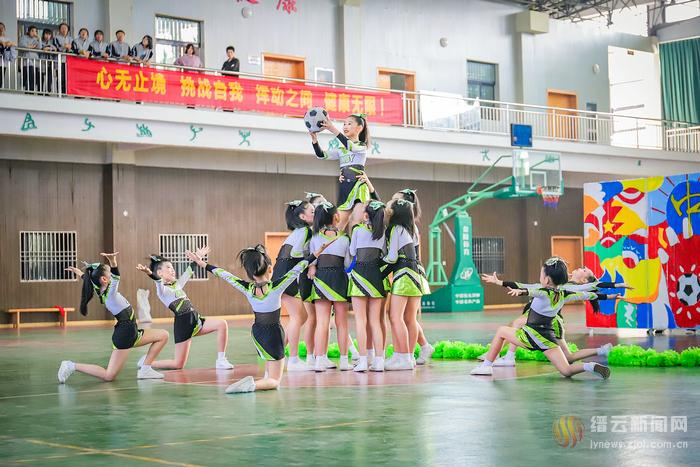 啦啦操足球操,足球比赛啦啦操