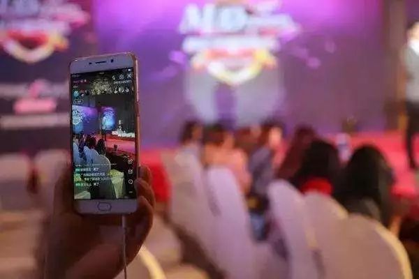 不创造欢乐的电视台是不道德的