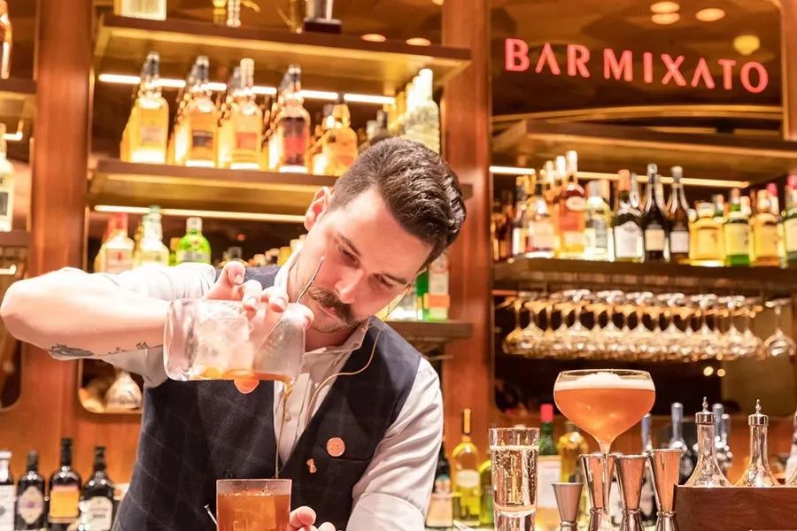 星巴克特调鸡尾酒价格,特调鸡尾酒生命之水冰美式