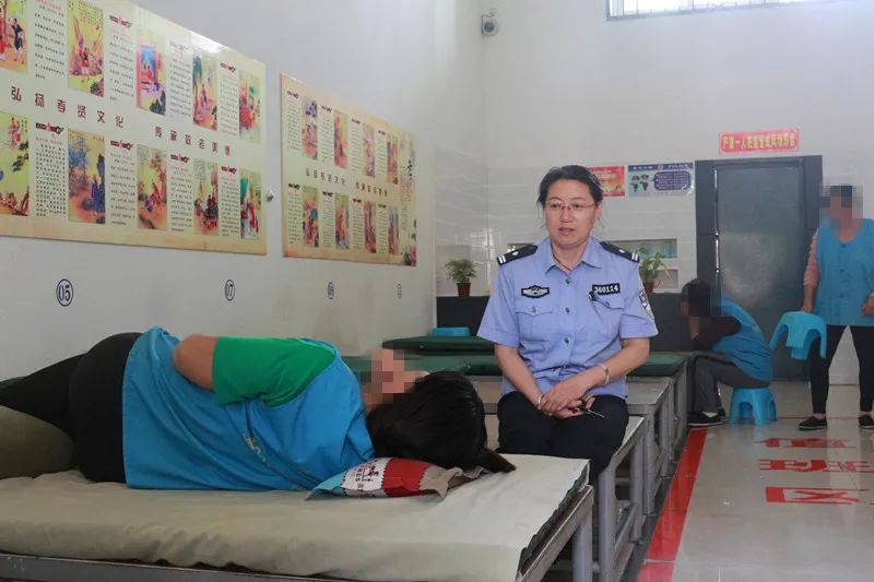 拘留所民警忠诚尽职履责心得体会,不忘初心民警视频