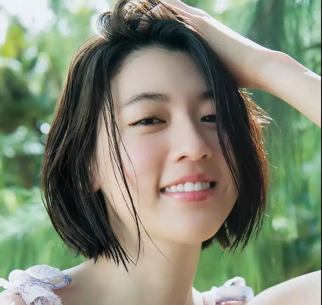 素颜霜回购排行榜第一名,懒人最想拥有的素颜霜无限回购