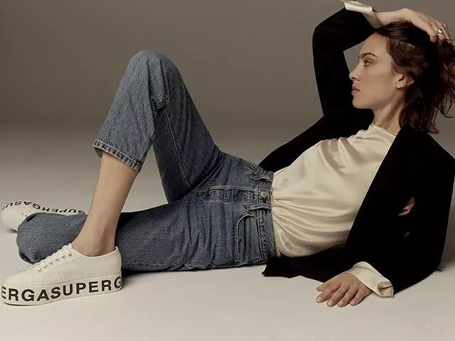 女生换季买买买,女生打折品牌夏季鞋