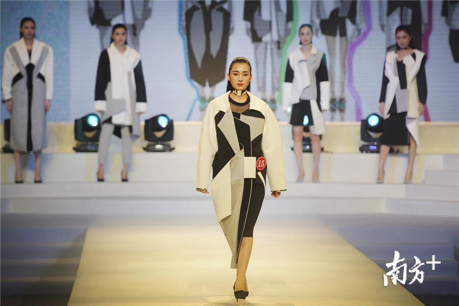 重振虎威 | 沙溪：服装之都试“新衣”