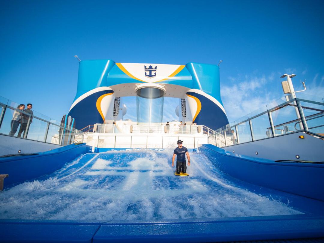 在生活中每个人都在负重前行,在生活中砥砺前行