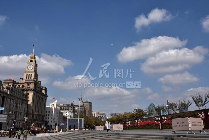 上海外滩白天景色最新,上海七月外滩天气情况