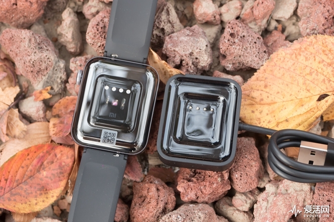 小米智能手表vs苹果手表,光荣智能手表和小米手表哪个好