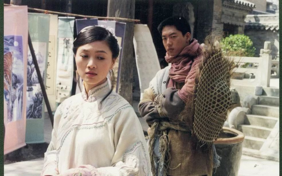 凌潇肃吐槽一个讲韩语一个讲粤语,凌潇肃接机