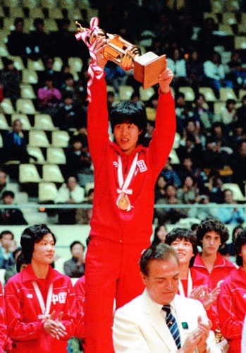 联想签约女排,联想女排