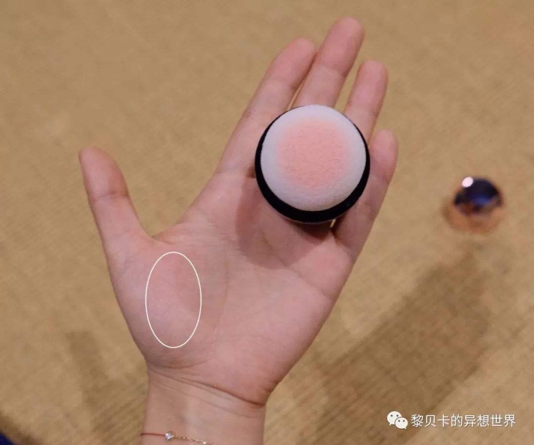 打碎秋冬沉闷感单品,秋冬拒绝臃肿沉闷