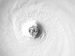 当镜头的高度上升，你将看到什么？