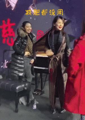 泫雅和杨幂穿衣搭配,杨幂泫雅风