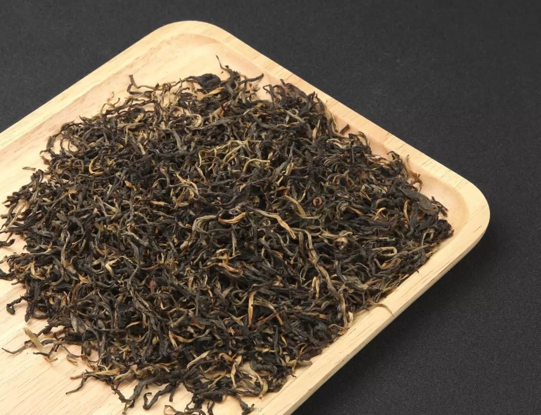 夏天喝什么茶最养胃寒,干燥的冬季喝什么茶好