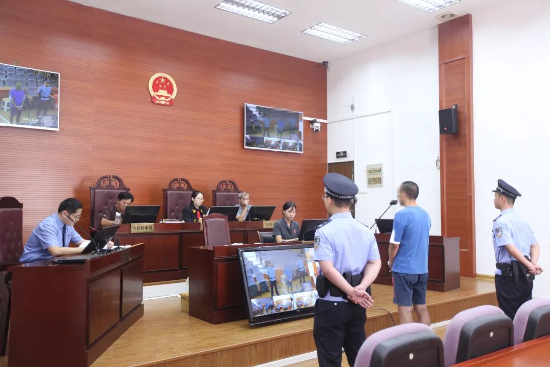 「尴尬！」莆田：假公文牵出假身份证，男子想离婚结果摊上大事了