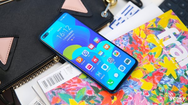 华为nova6拍照对比p30谁更好,nova65g和nova7对比