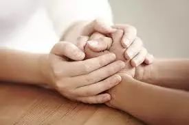 白色暖心舍｜|为83岁奶奶定制听得懂的手术科普PPT