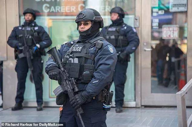 43万人打出8.9高分反转电影,38万人打出8.7的高分电影