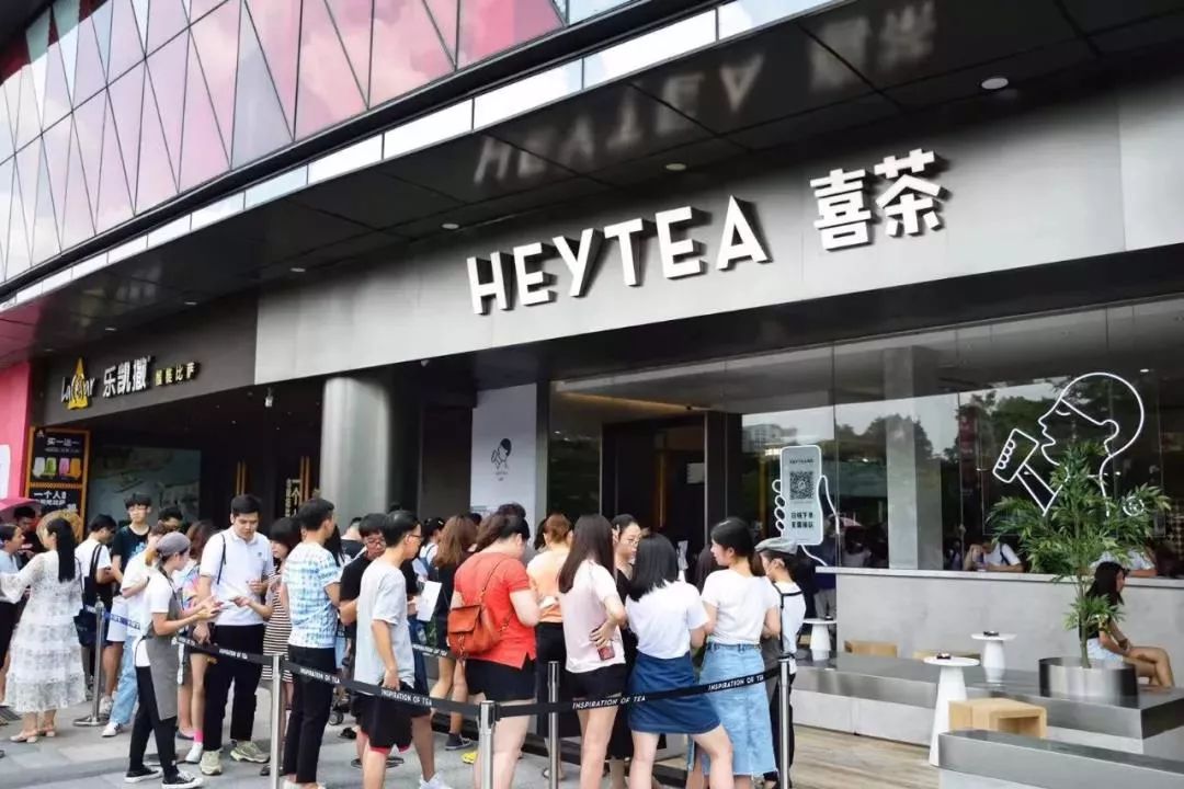 50%品牌“大换血”！但它更懂得如何撩拨年轻人的“痒点”