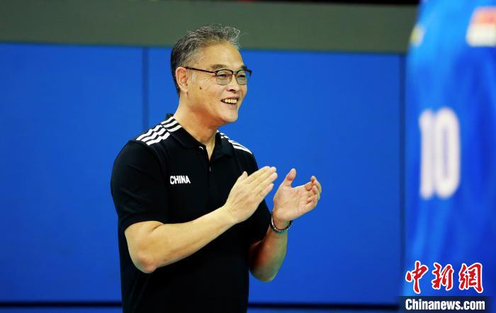 2019中国国际男子排球邀请赛落幕：64岁老帅沈富麟率领中国男排获得四战全胜的佳绩