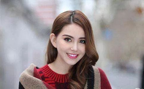 周杰伦原来所谓爱情是如此的简单,周杰伦真正爱的是谁