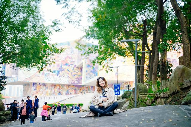 周末打卡景区特点美食推荐,热门旅游美食打卡胜地