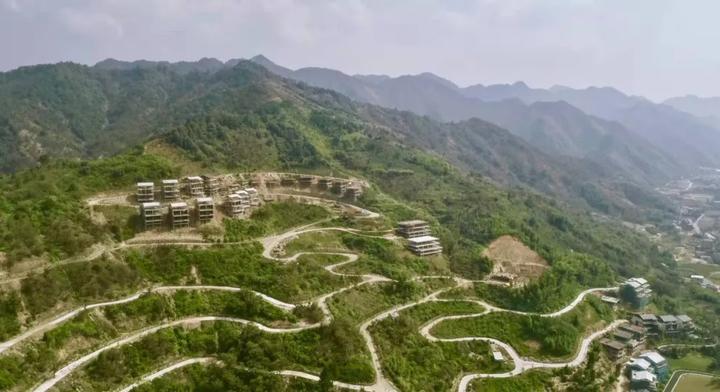 无边泳池温泉度假四川,无边泳池温泉度假游乐设施