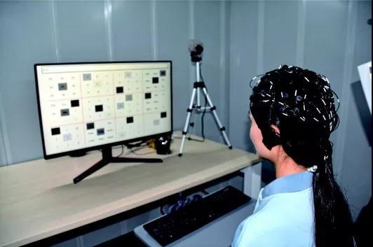 意念隔空打字脑语者,意念打字系统直接输出人类意识