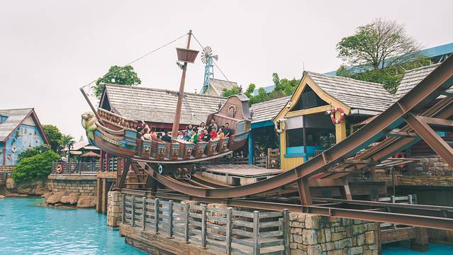 长隆海洋王国海牛馆探秘,珠海长隆海洋王国海底夜宿