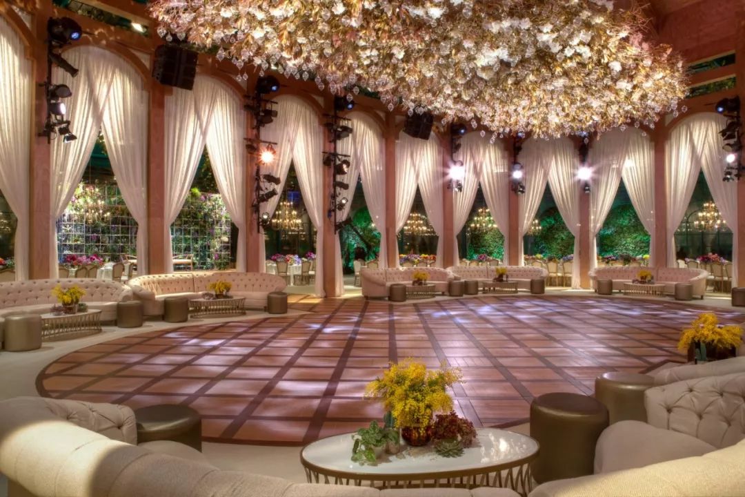 前院办婚礼后院摆酒席,这才是婚礼真正应该有的样子