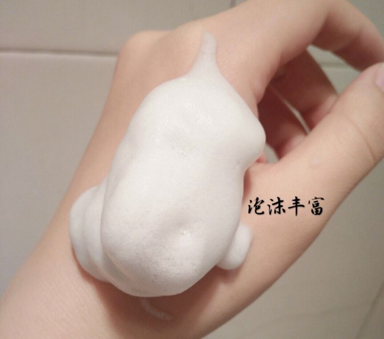 柔嫩抛光|脸上搓出3斤泥！难怪又黄又暗又黑头！10秒给脸蛋“剥壳”，厉害