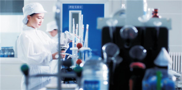 恒大冰泉新闻发布会视频,恒大冰泉订货会50亿