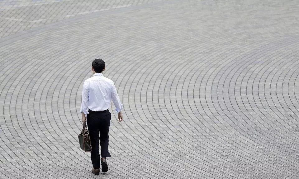 如何降低员工大面积离职率,一线员工离职率在多少是正常的