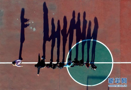 娑夊幙鍚庢睜鎰氬叕绉诲北鍥剧墖,澶灞卞尯鑴辫传鏀诲潥鏁呬簨