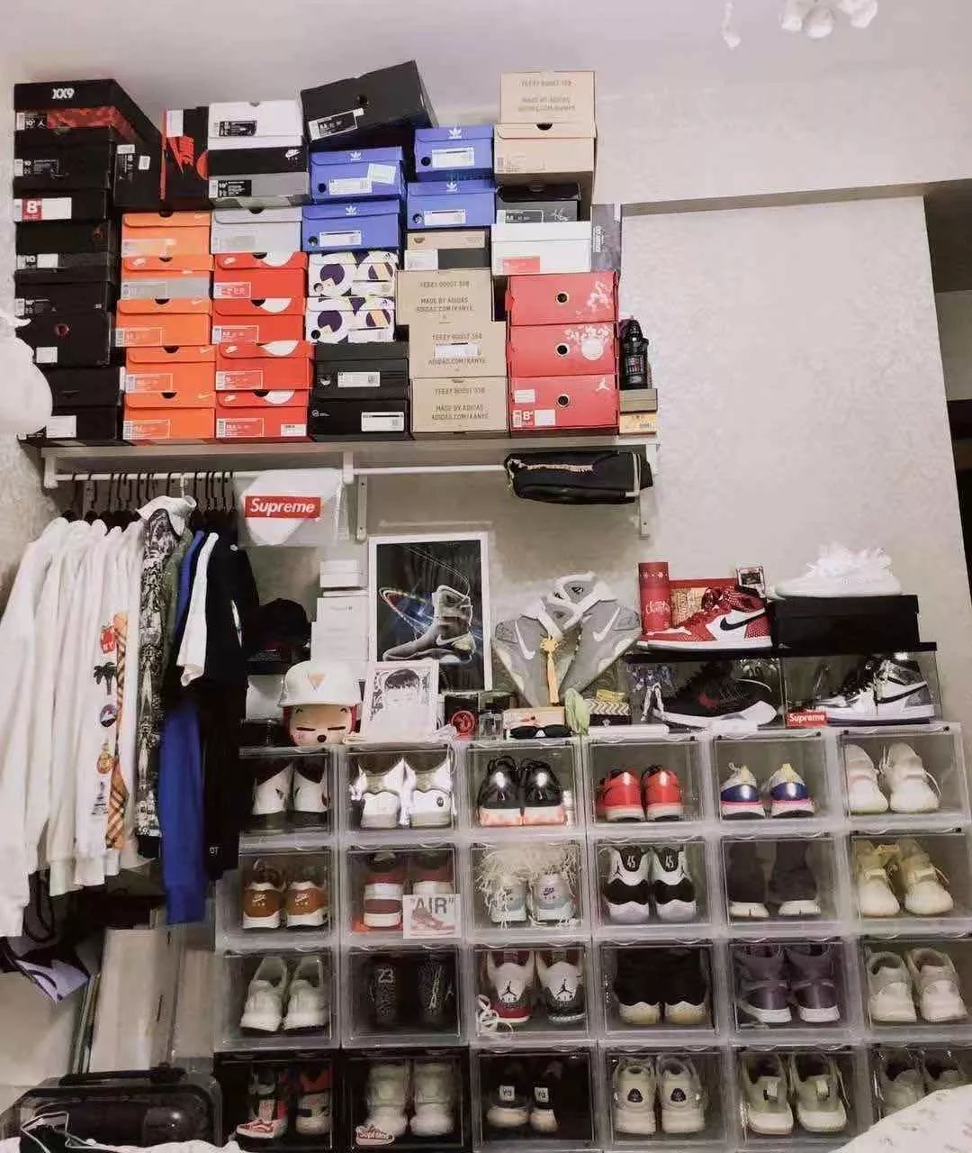 穿80万鞋子,穿着80多万鞋子的学生