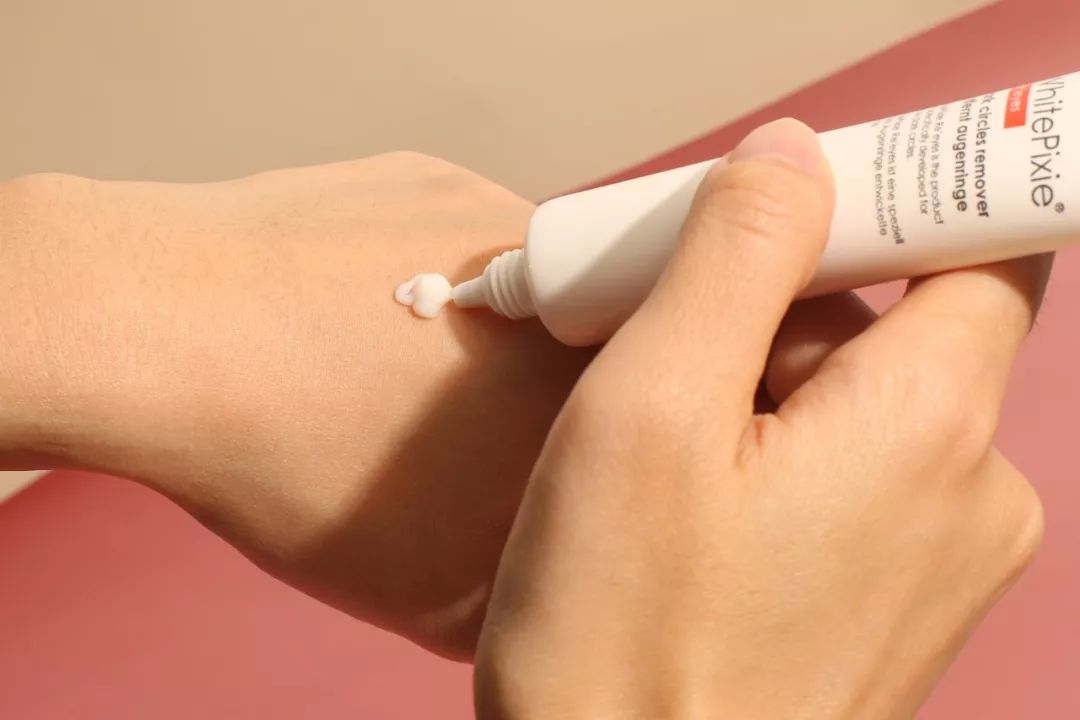 日本眼霜推荐去黑眼圈眼袋,淡细纹的眼霜真实测评